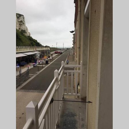 Villa La Brise , Appartement "L'Aquilon" Le Treport Bagian luar foto
